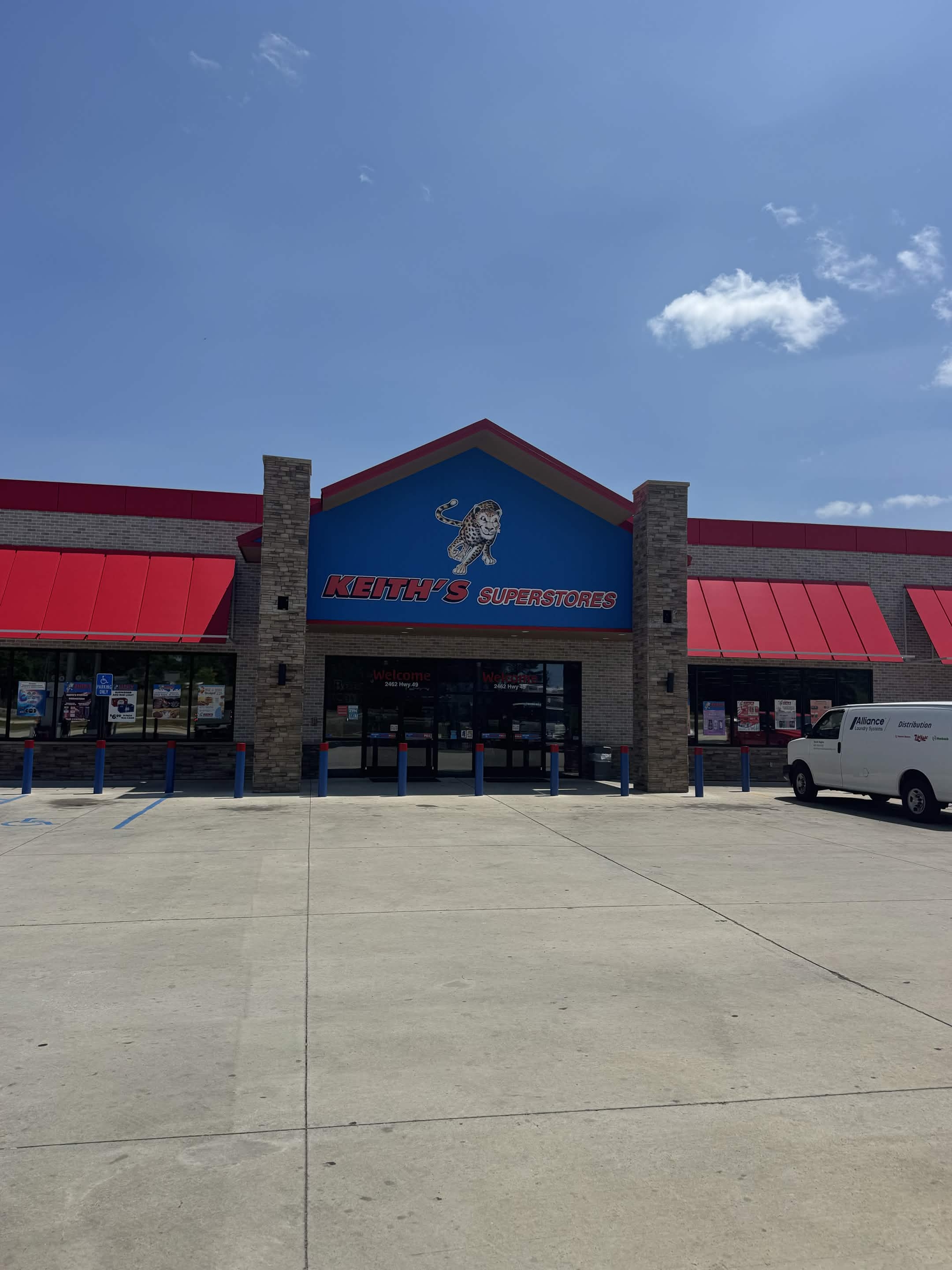 Commercial security cameras installed by Berkley Security at Keith's Superstore in Jackson, MS